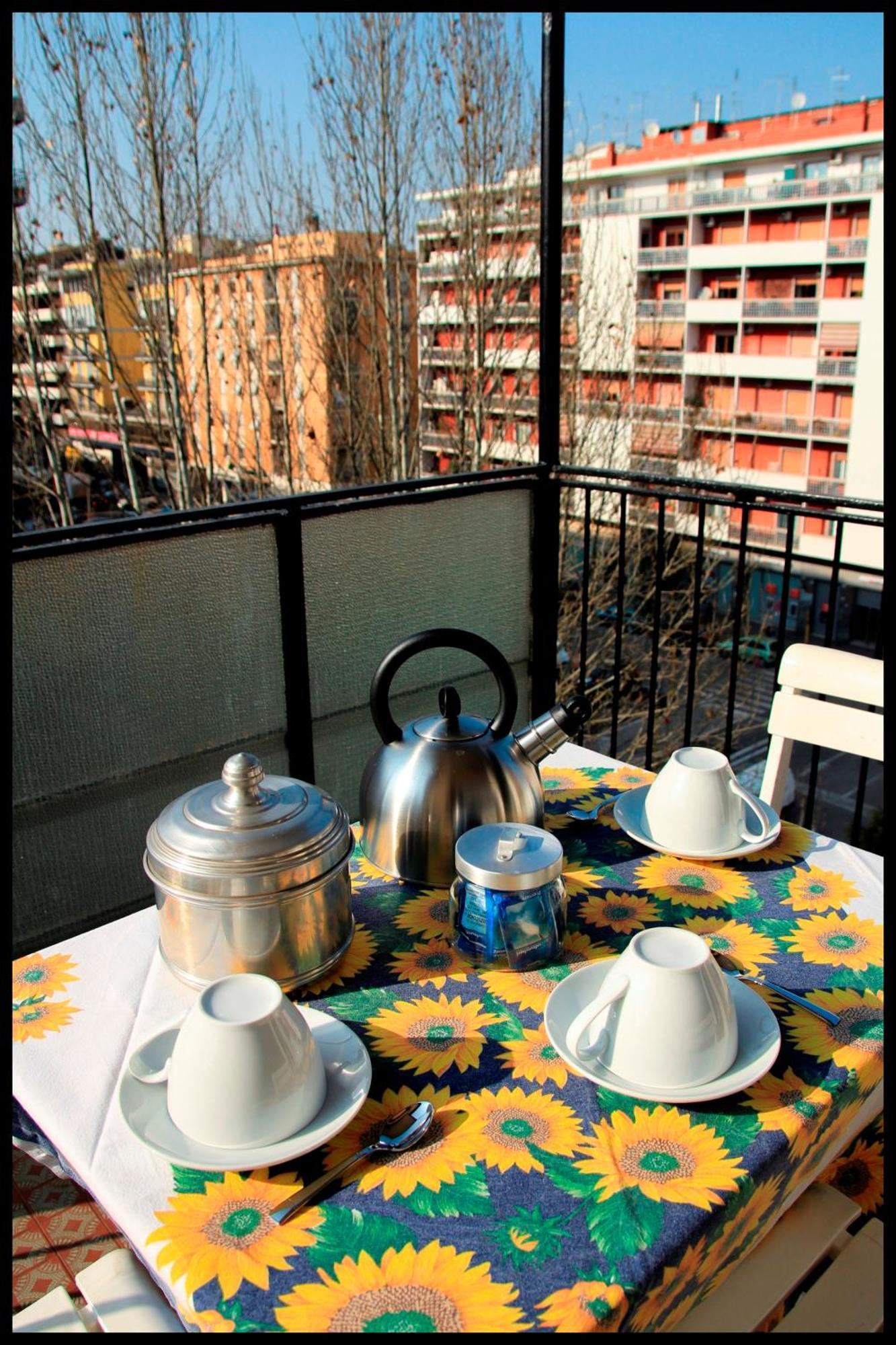 Domus Vacanze - Qui Staremo Bene Appartement *